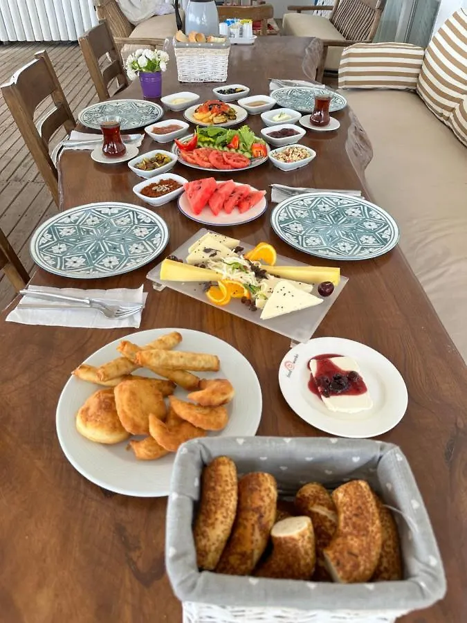 Bed & Breakfast Apelles Butik Otel Seferihisar